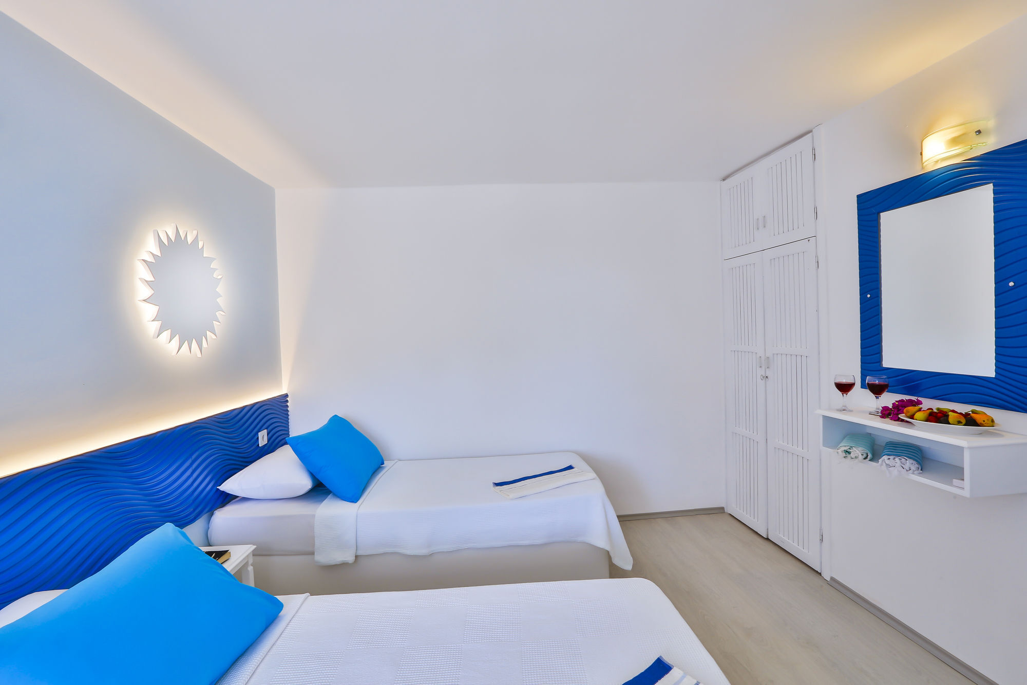 Pasalimani Hotel Çeşme Buitenkant foto