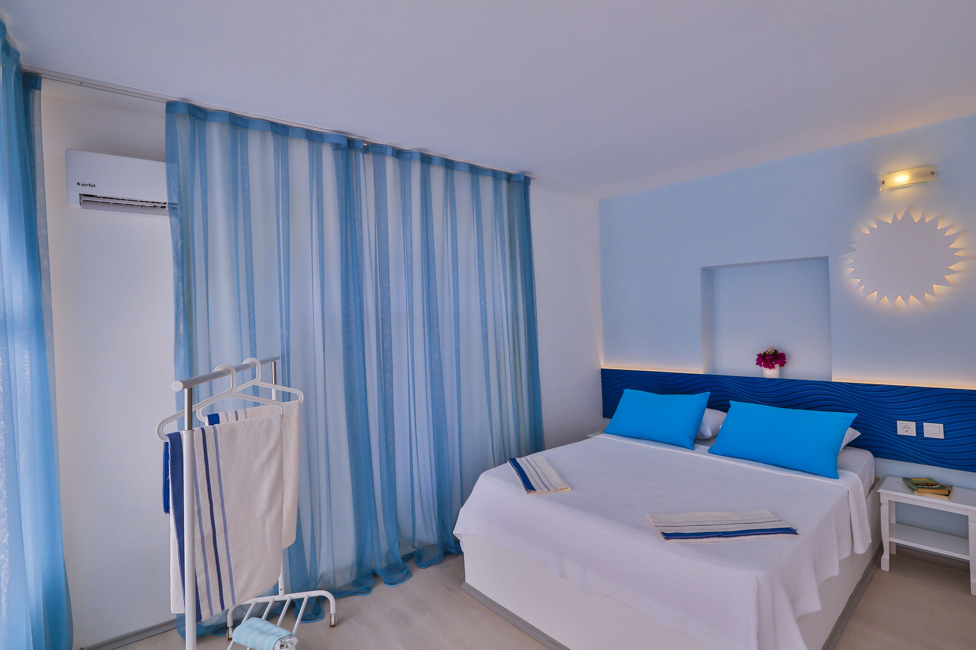 Pasalimani Hotel Çeşme Buitenkant foto