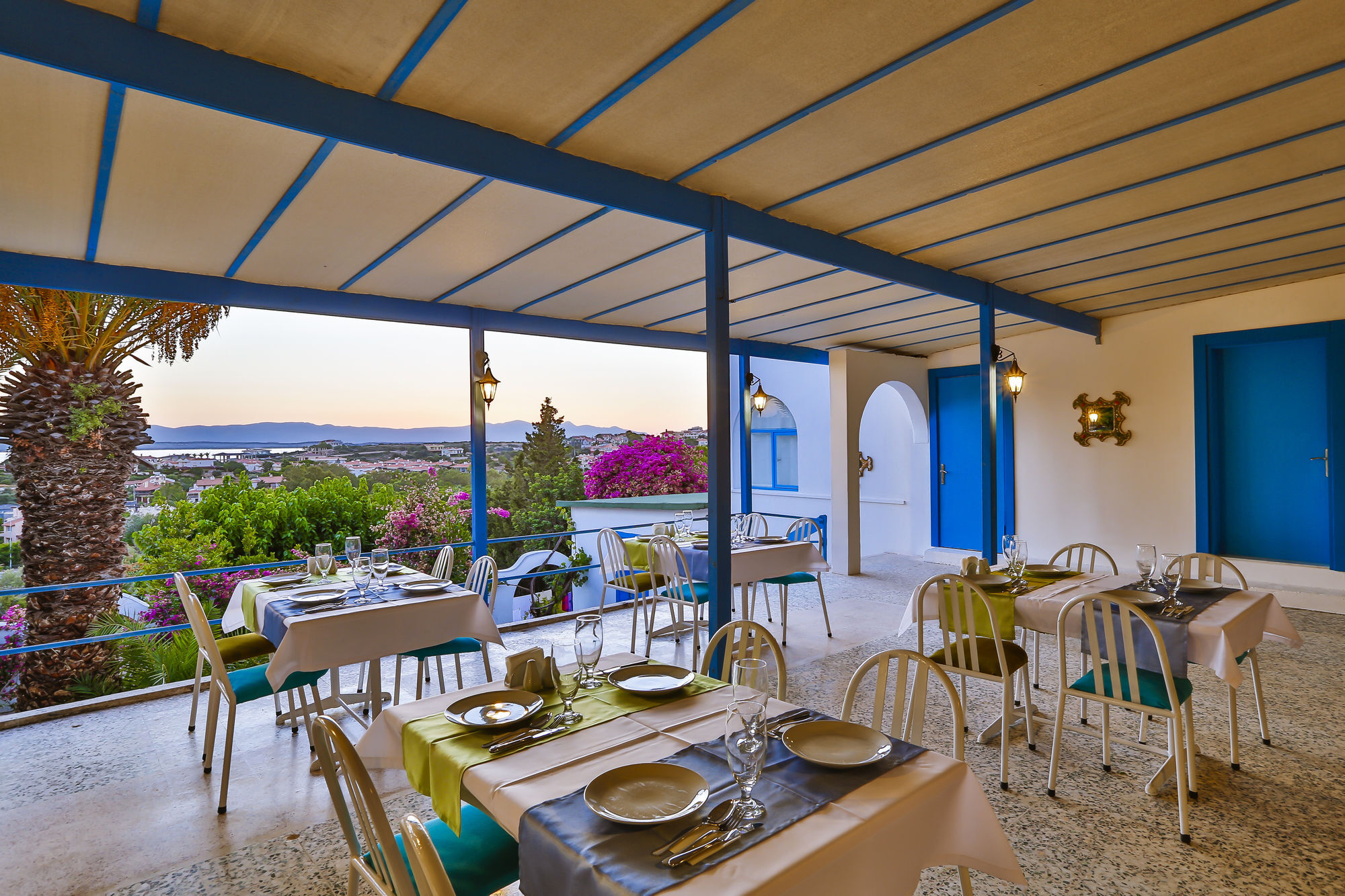 Pasalimani Hotel Çeşme Buitenkant foto