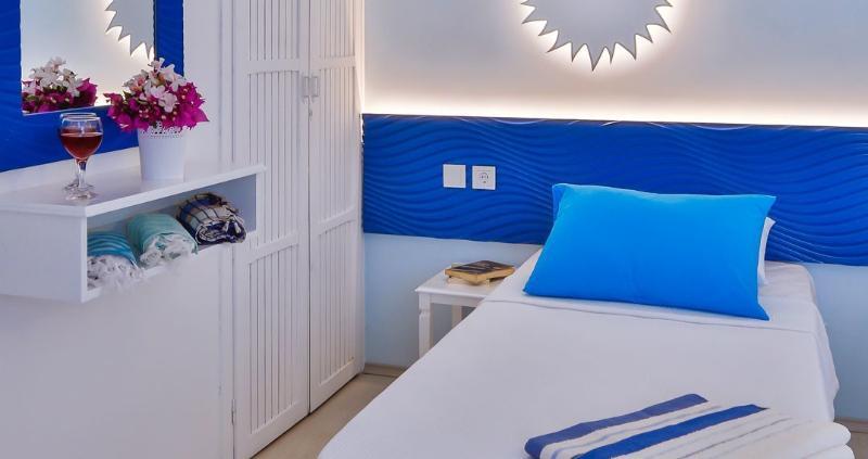 Pasalimani Hotel Çeşme Buitenkant foto